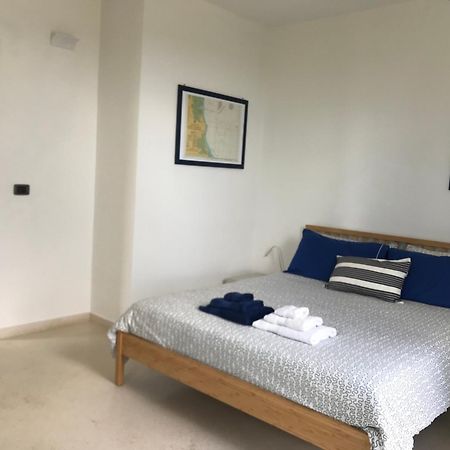 Tenuta Valle Dell Idro Otranto Con Piscina Casamassella Luaran gambar