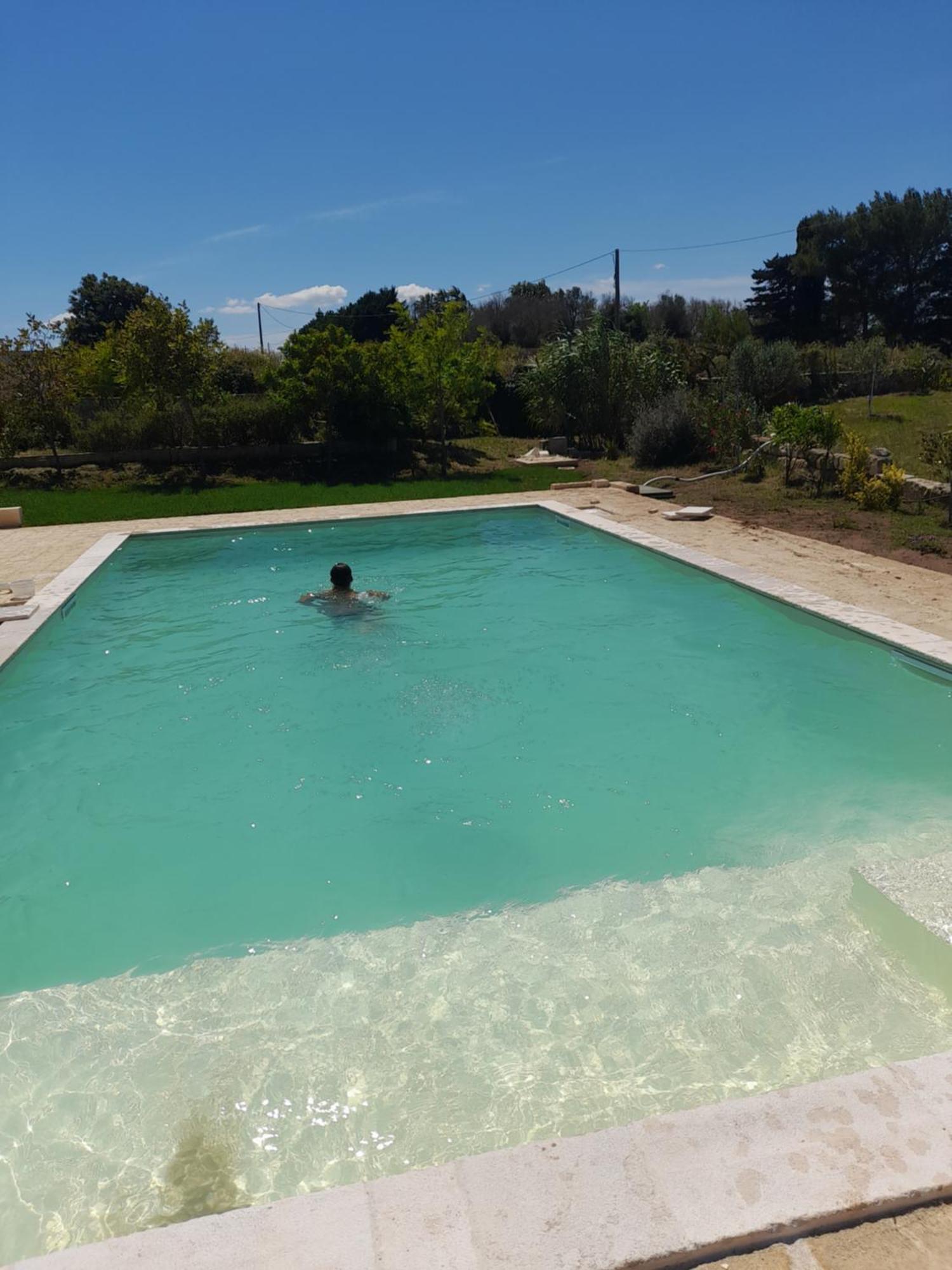 Tenuta Valle Dell Idro Otranto Con Piscina Casamassella Luaran gambar
